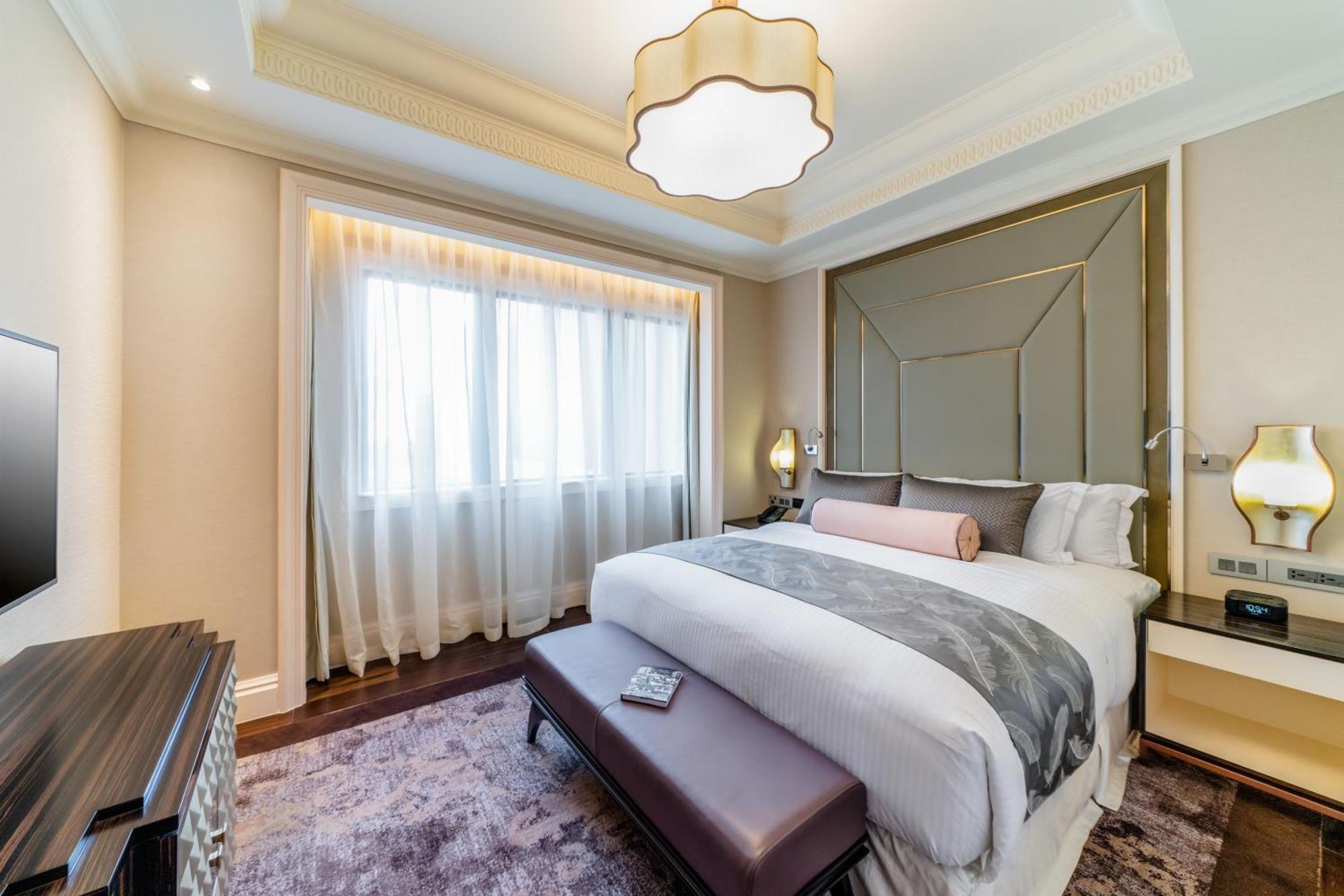 Caravelle Saigon Otel Ho Şi Min Dış mekan fotoğraf Deluxe Suite
